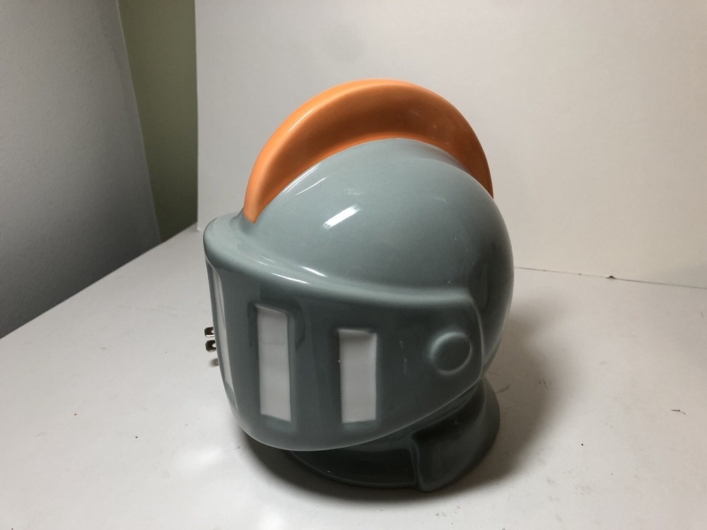 Trojan helmet night lamp