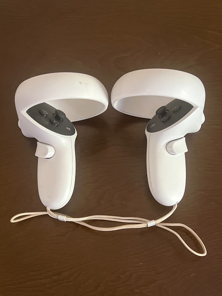 GENUINE Oculus Meta Quest 2 VR Controller Pair - Left and Right Controllers ONLY