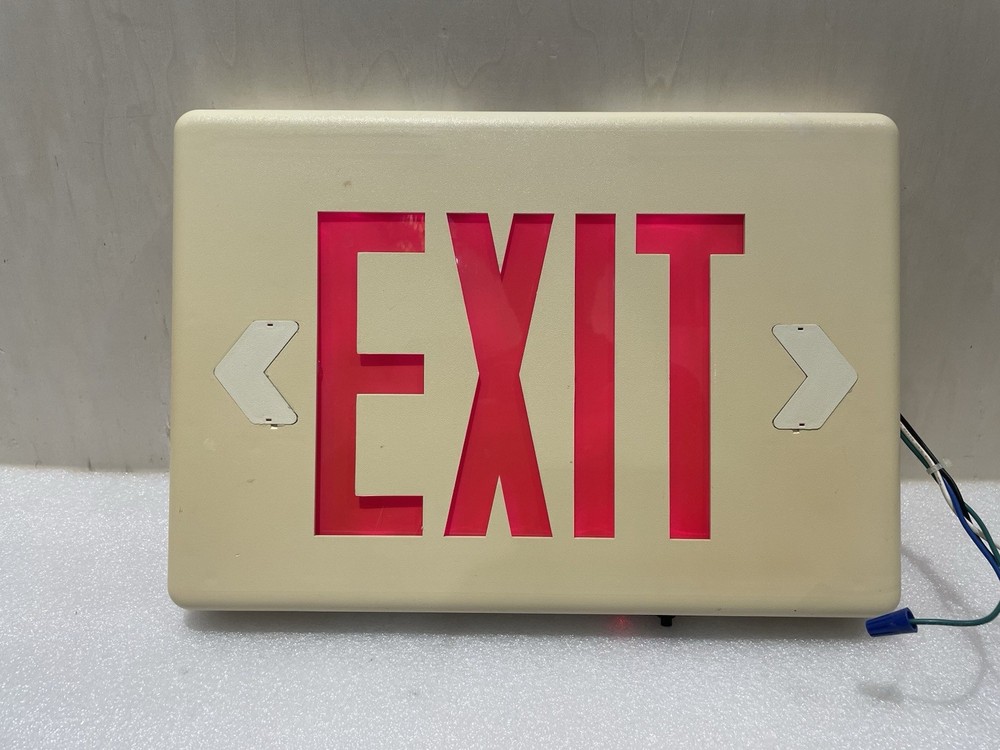 Chloride SLNURW LED Exit Sign Double Face For Parts