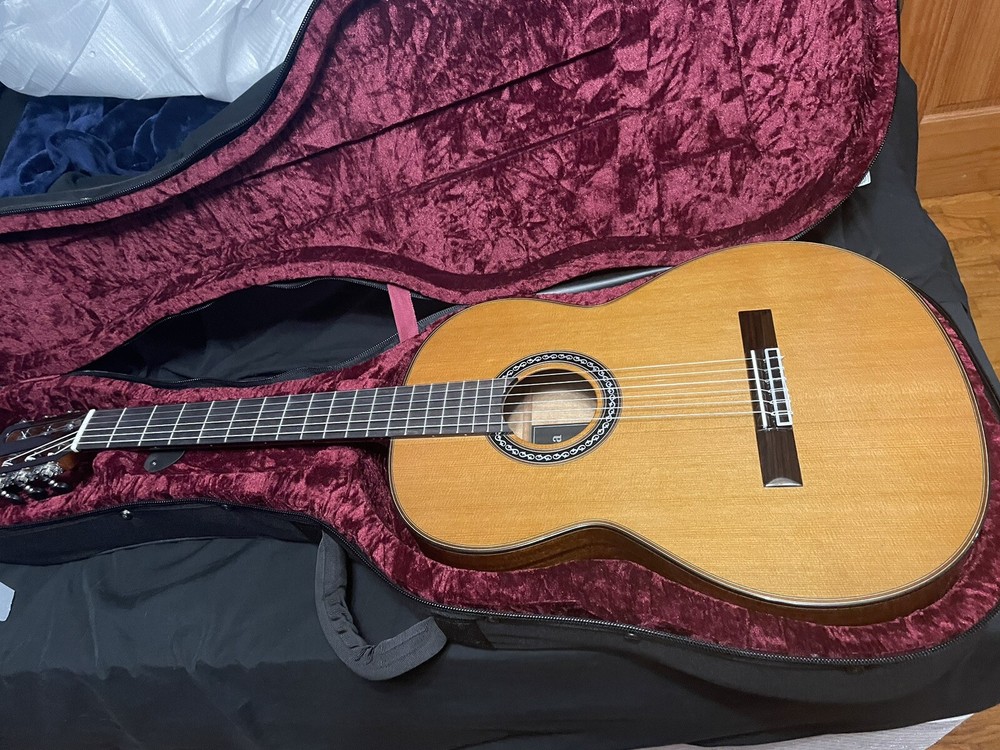 Cordoba C9 Crossover Classical Guitar