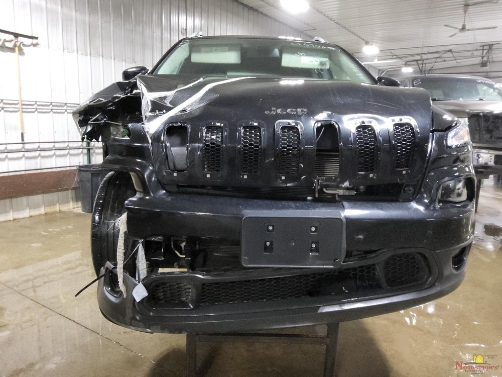 2015 Jeep Cherokee Driver Front Headrest Only Black Cloth