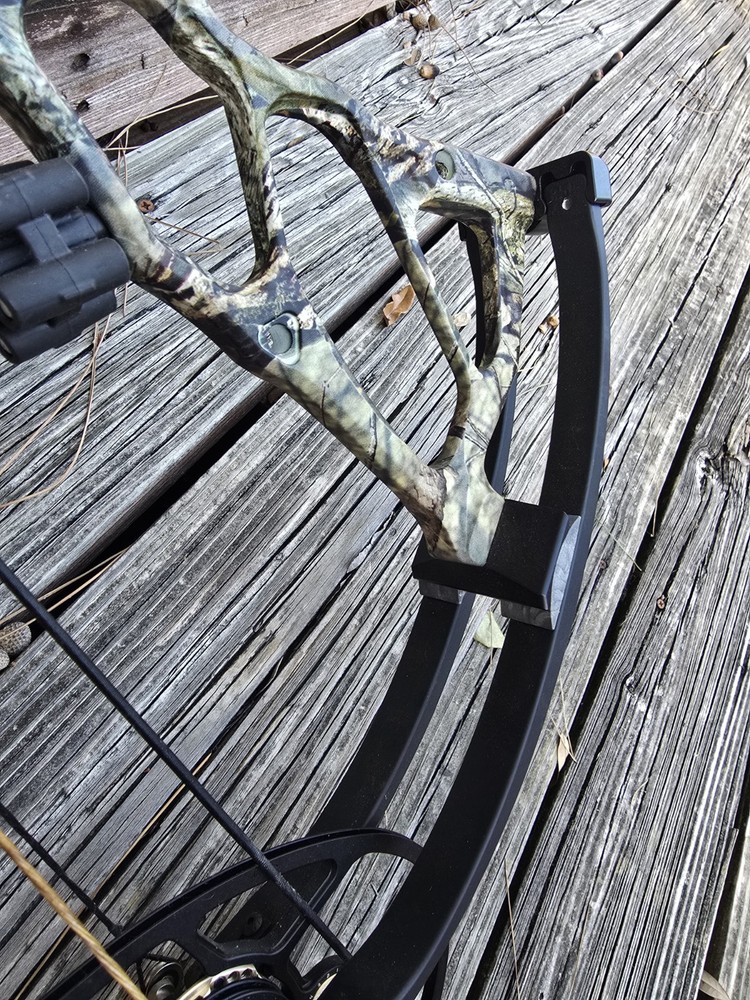 Bowtech BTX-28 Bow, Right Handed, Camo