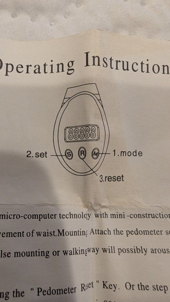 Pedometer Adopts MicroComputer Technology with Mini-Construction / LCD Display