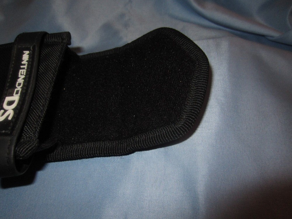 Nintendo DS Storage Case Pouch Red Black