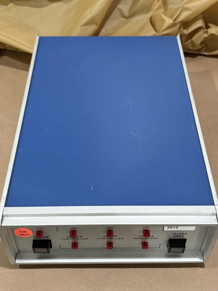 National Instruments GPIB-100 BUS EXTENDER