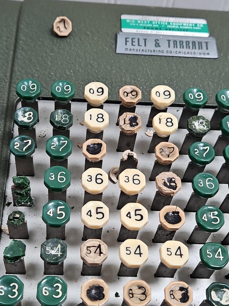 Vintage Comptometer Felt & Tarrant Needs Restoration