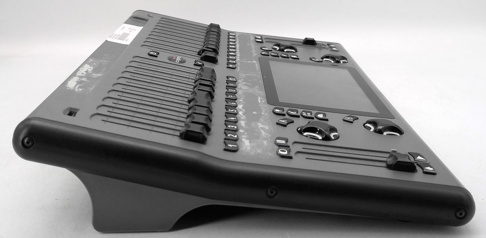 PATHWAY CONNECTIVITY COGNITO PRO512 0700-7102 LIGHTING CONSOLE