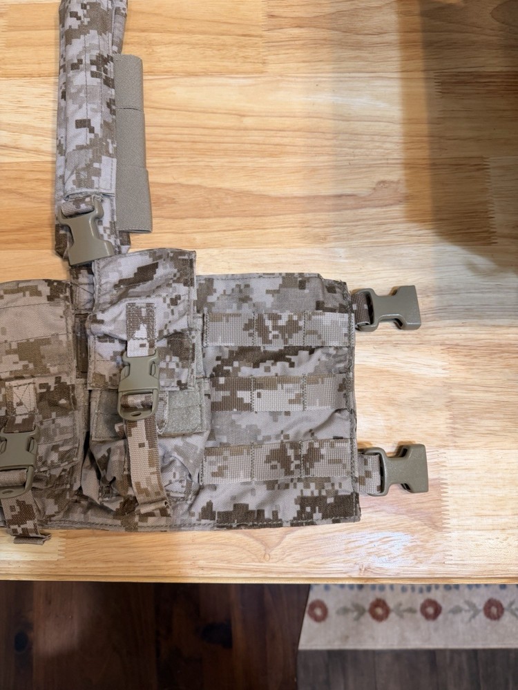 Eagle Industries AOR1 Multipurpose Chest Rig Split Front V.2