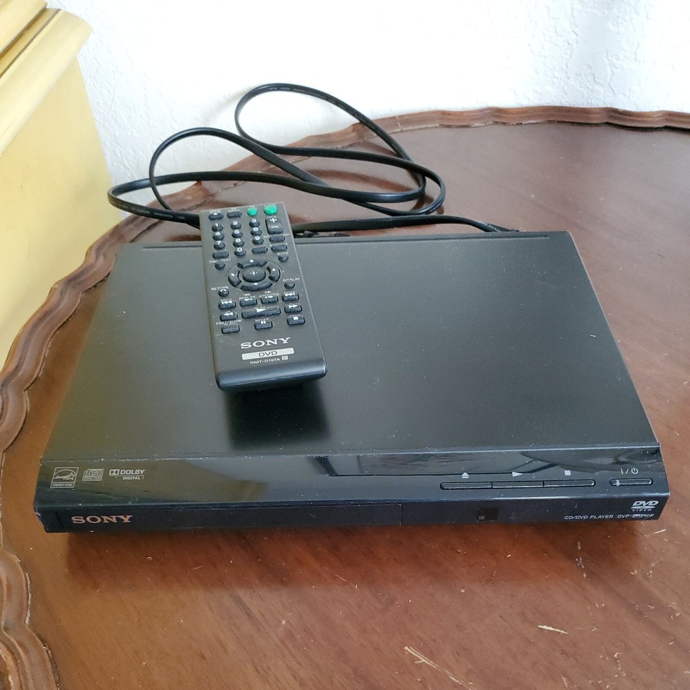 Sony Progressive Scan CD and DVD Player, DVP-SR210P