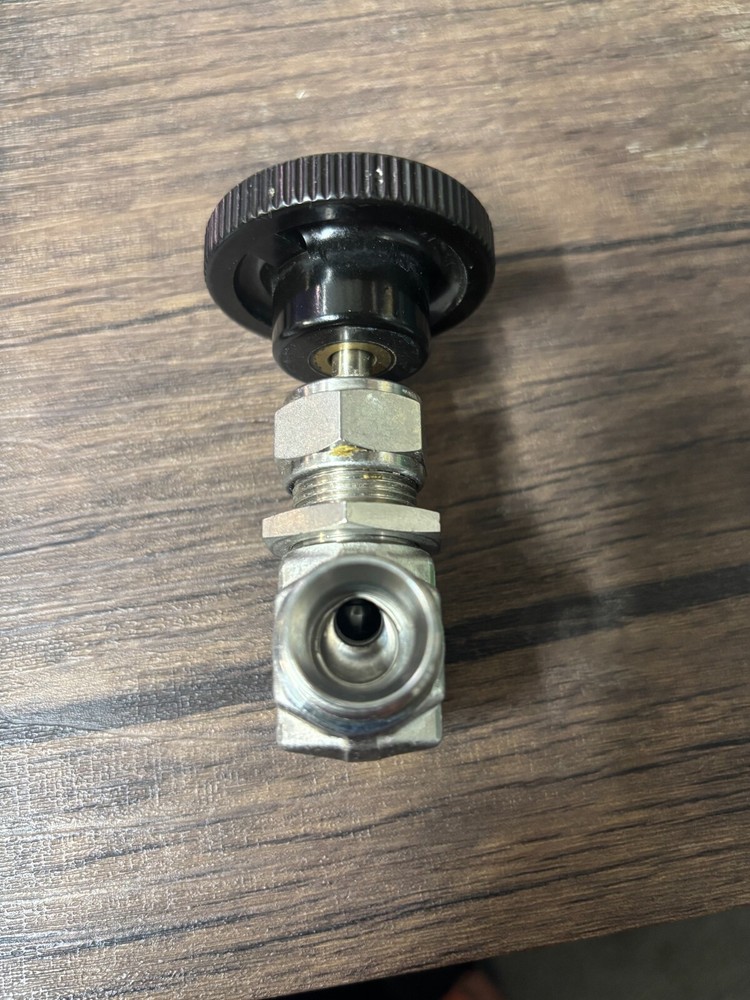 USED Swagelok 1/2” Compression Stainless Needle Valve 5000psi • SS-1VS8