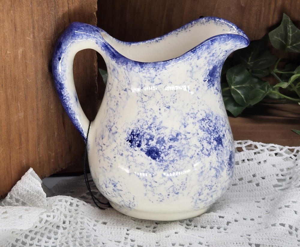 spongeware pitcher w/ summer barn (26102) hand painted