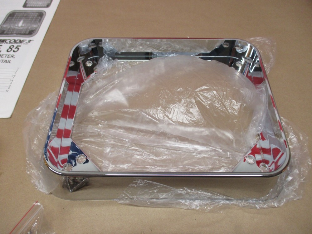 85BZA LED AMBER PERIMETER LIGHT WITH BEZEL 7" X 9" RECTANGLE CODE3 NEW