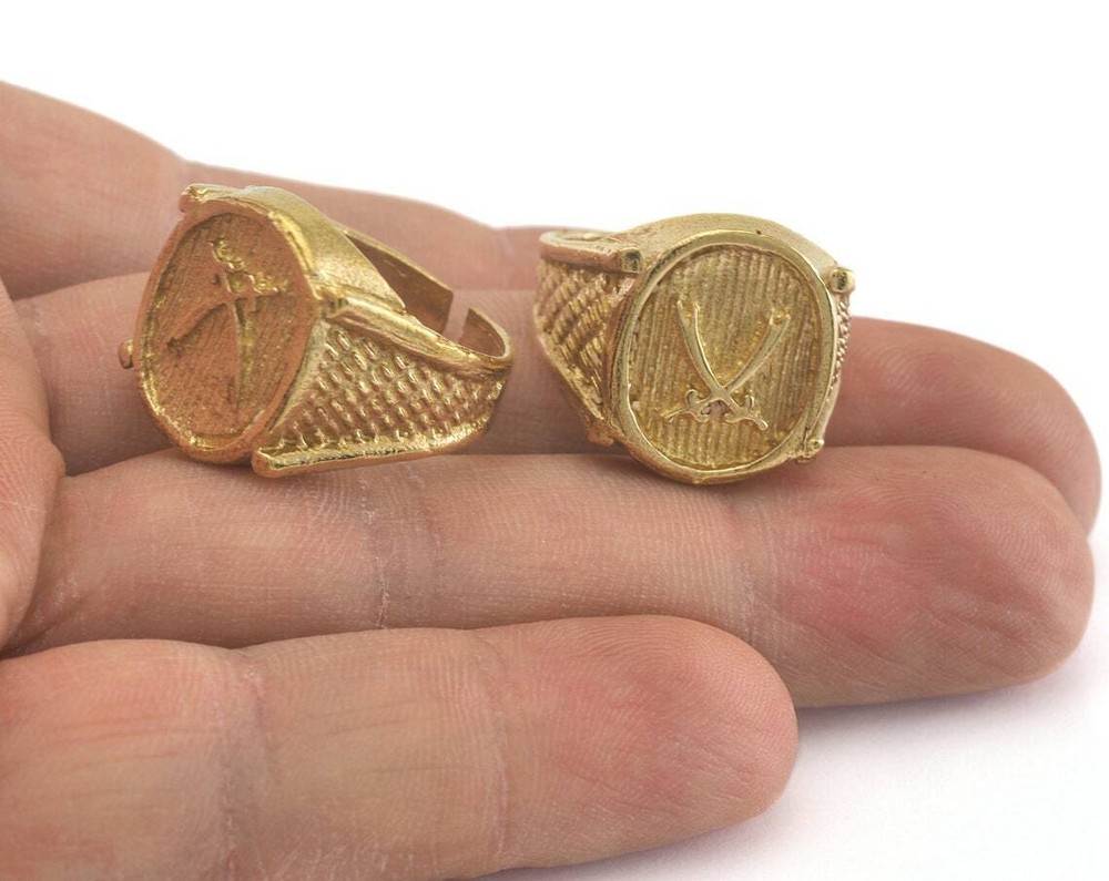 Swords - War Adjustable Ring Raw brass (18mm 8US inner size) 4413