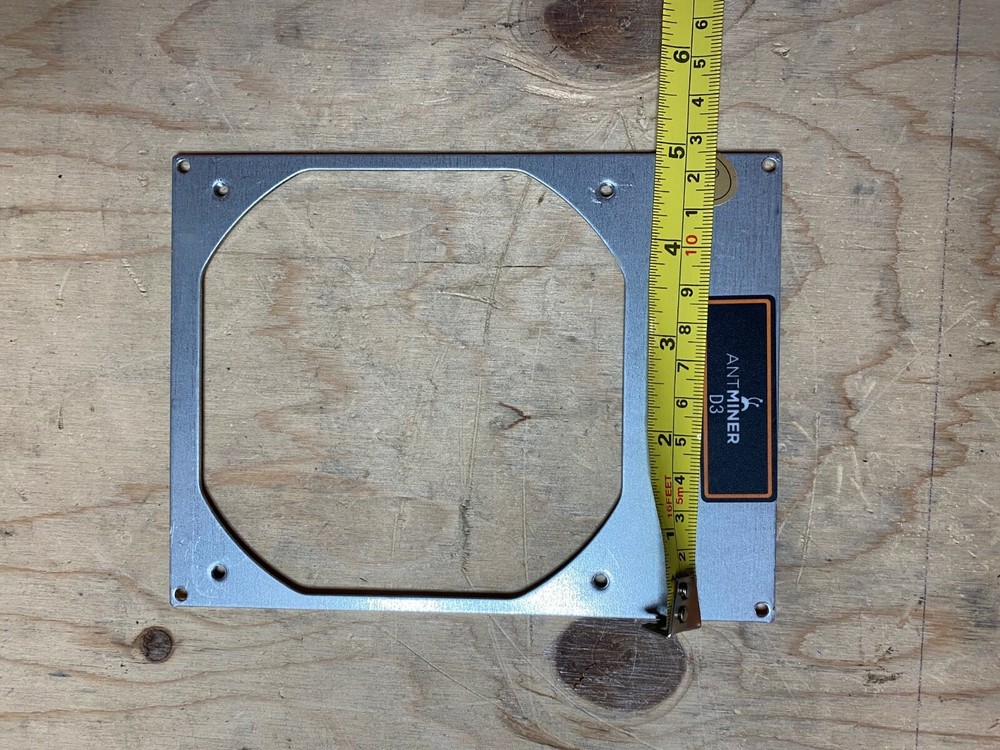 One (1) Fan Bracket Plate for Antminer