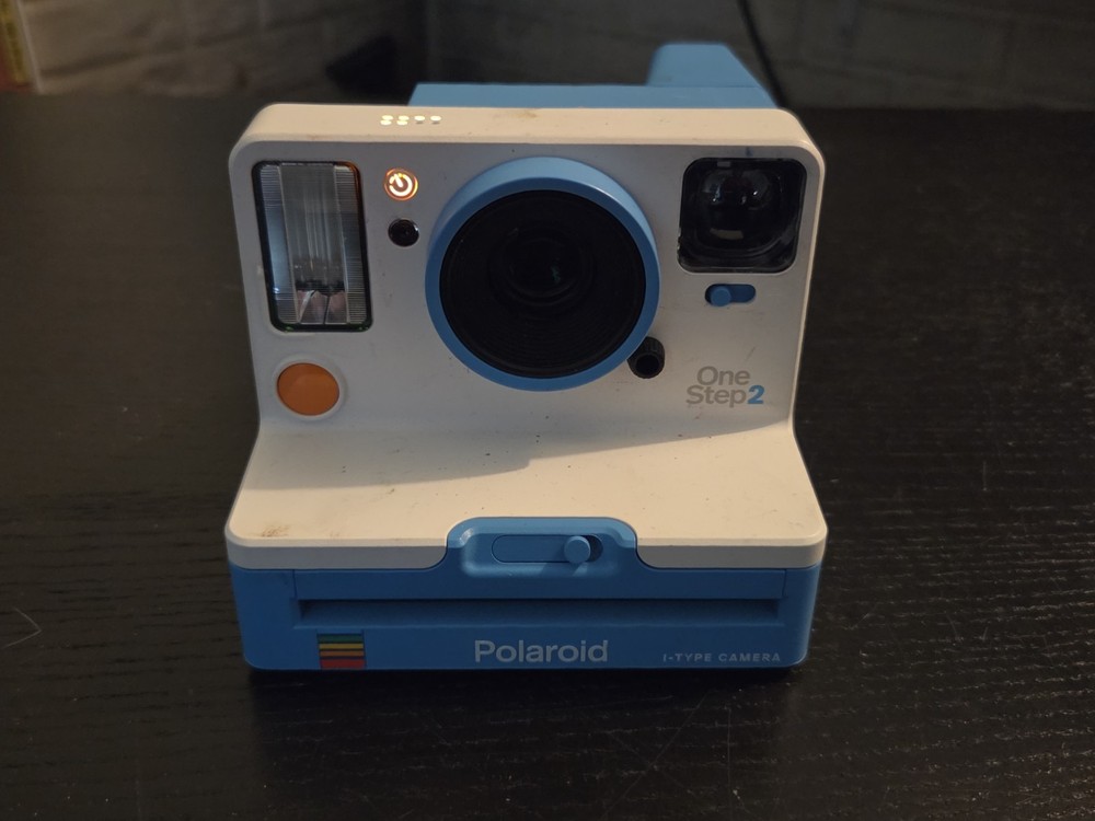 Polaroid One Step 2, Summer Blue, I-Type Camera, Instant Camera TESTED & WORKING