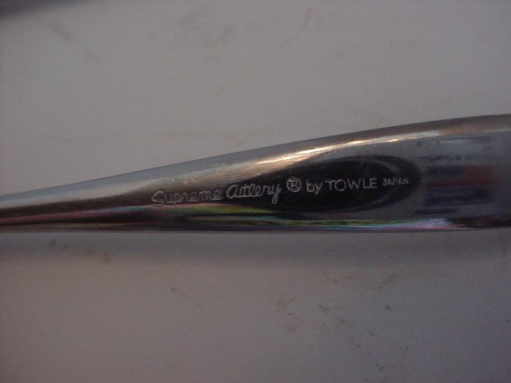 (8) Fruit / grapefruit spoons in the Cascade pattern Towle Supreme Stainless