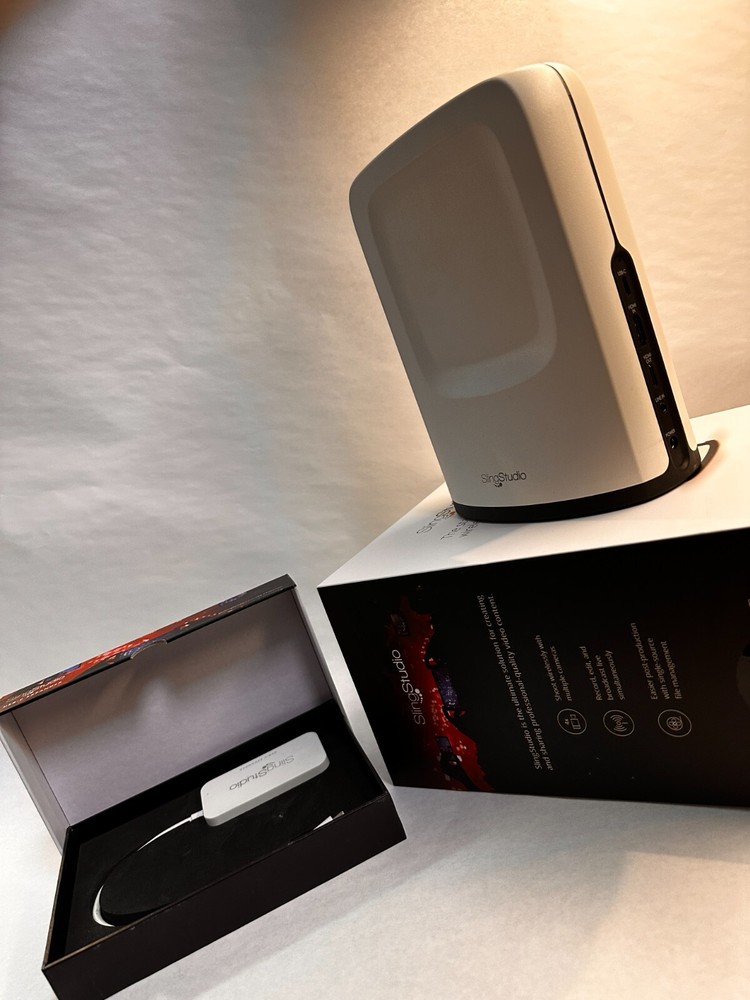 SlingStudio Hub HD Video Switcher & USB-C Expander