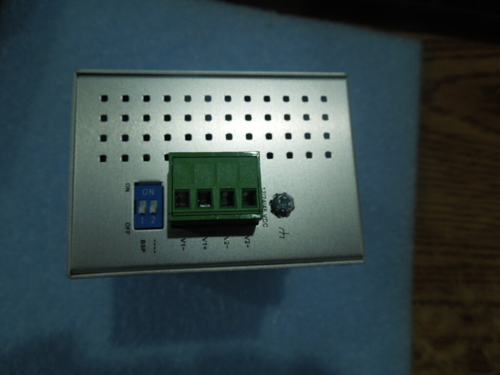 Moxa Technologies Model: EDS-208A Ethernet Switch.