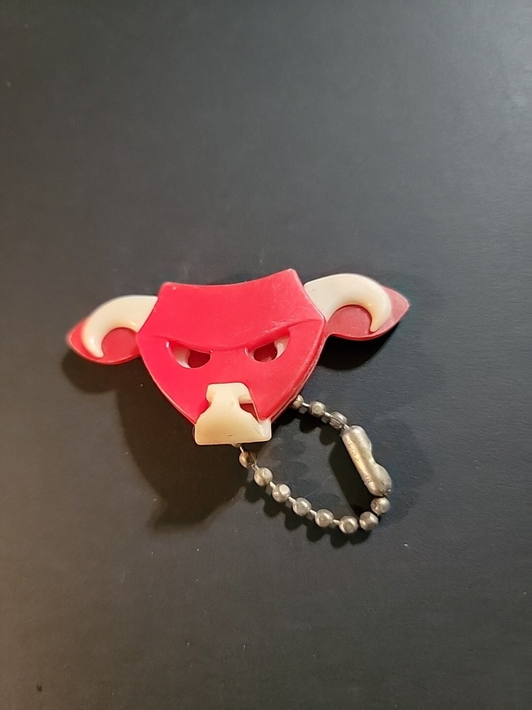 VINTAGE BULL HEAD KEYCHAIN