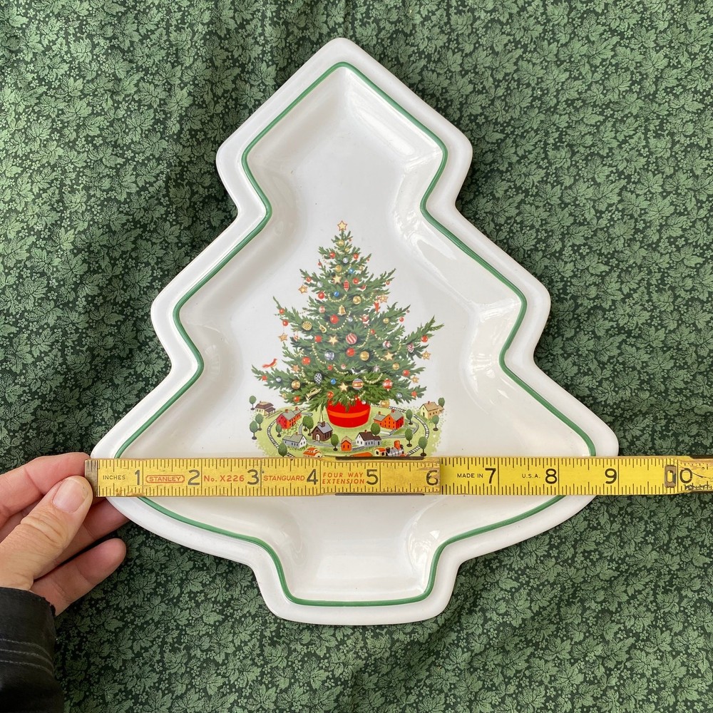 Pfaltzgraff Christmas Tree Dessert Plate Server 10" x 9"