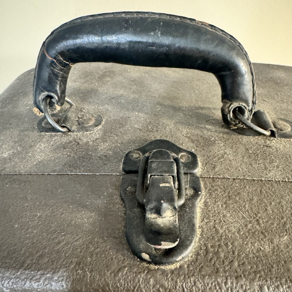 Bell & Howell Filmo Master 400 8mm Projector Runs Needs Service Case