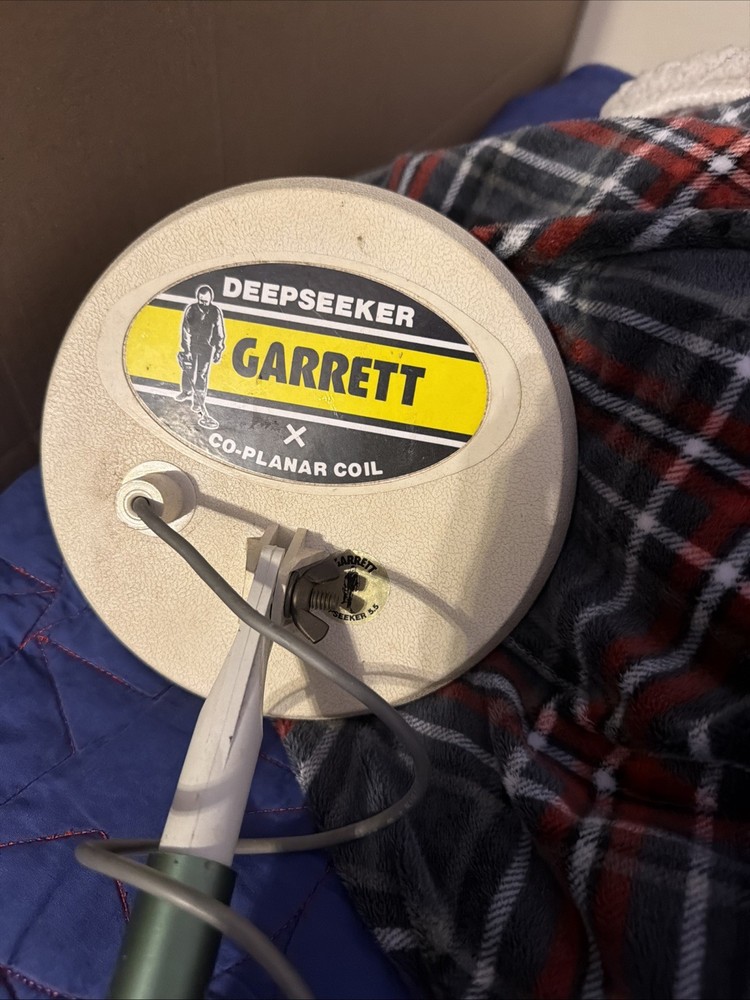Garrett Deep Seeker Metal Detector