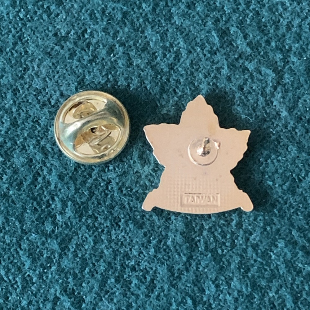 CANADA CUSTOMS DUOANES Lapel Pin
