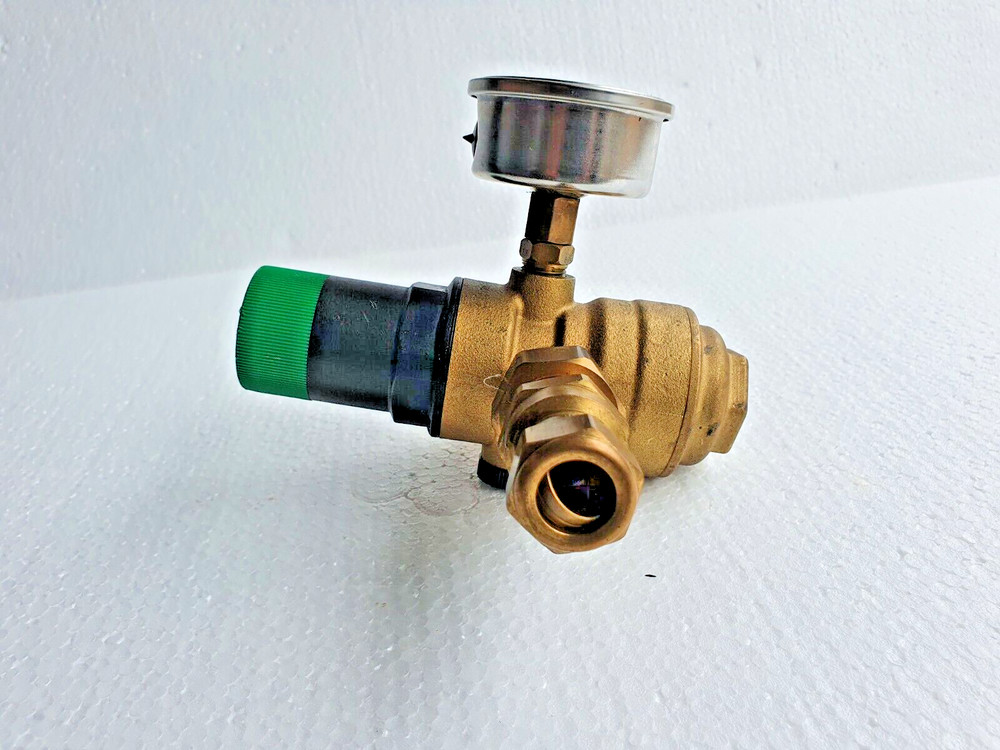 HONEYWELL D06F Water Pressure Reducing Valve DN15, 1/2" # NEW
