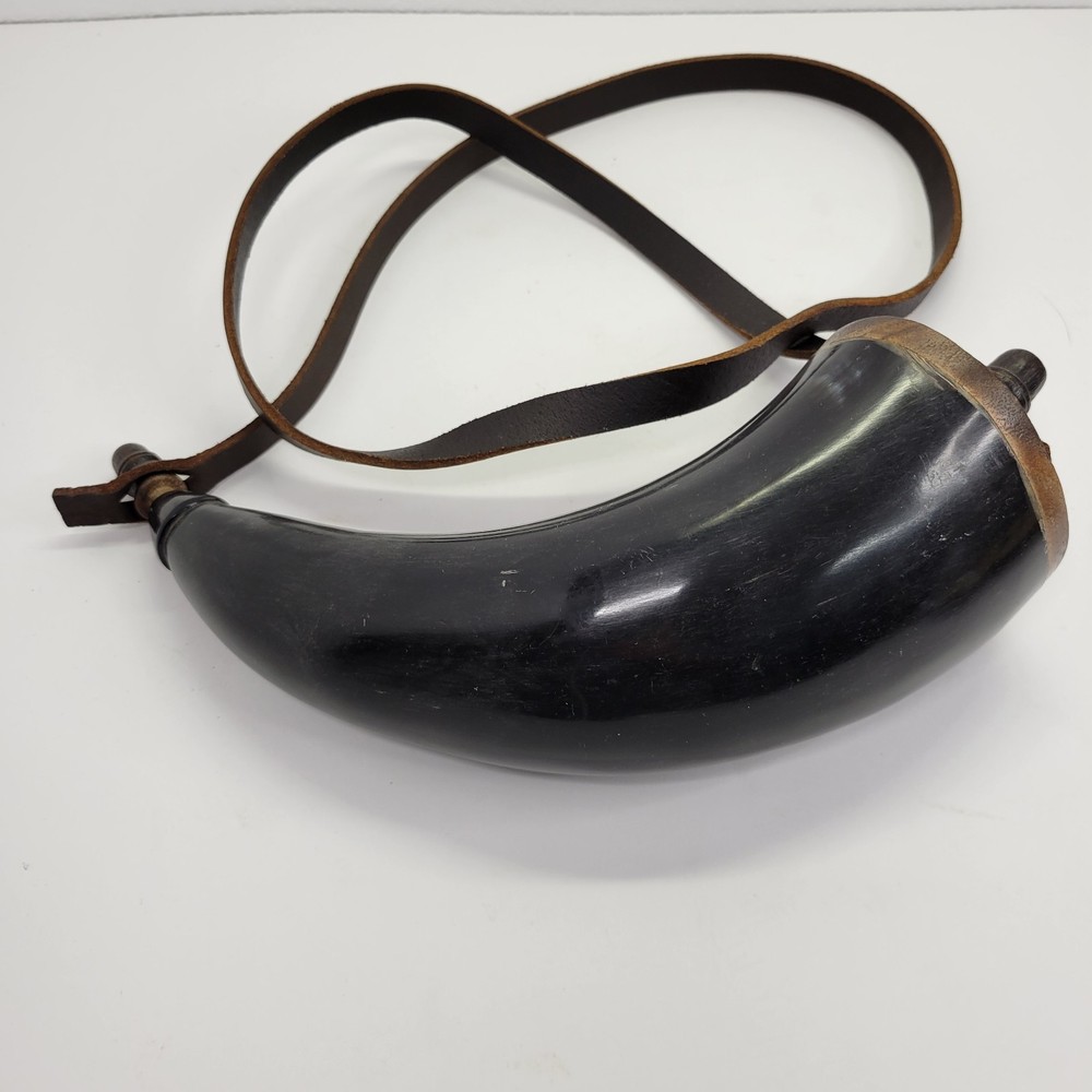Vintage Replica Powder Horn Muzzleloader with Wooden Cap and Leather Strap