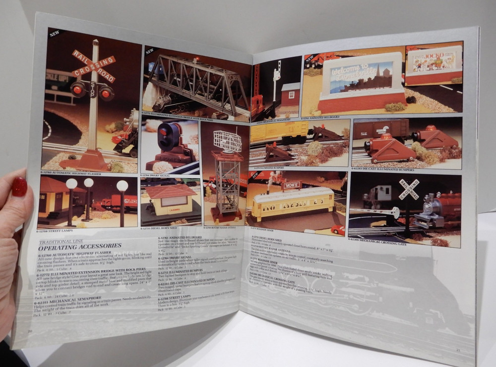 LIONEL 1990 Train Catalog Book 2