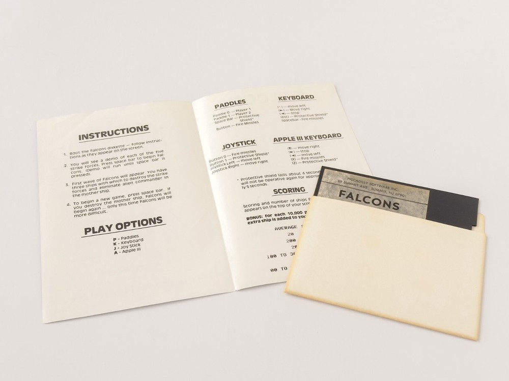 Falcons - Picadilly Software Inc. - 1981 / Apple II