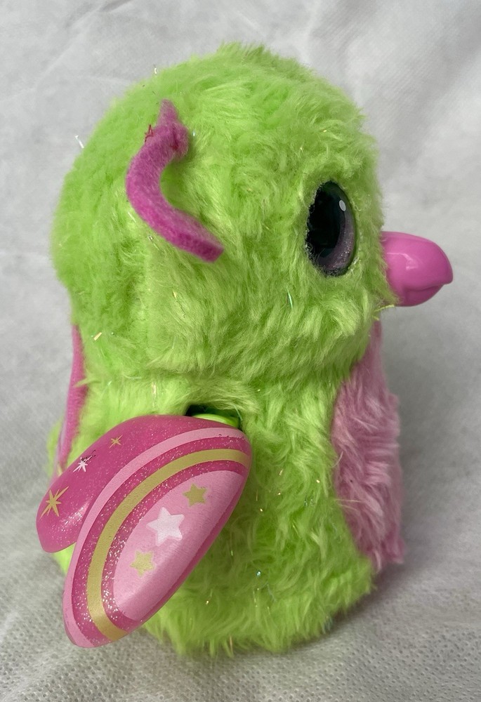 Hatchimals Glittering Garden Interactive Creature Gleaming Burtle by Spin Master