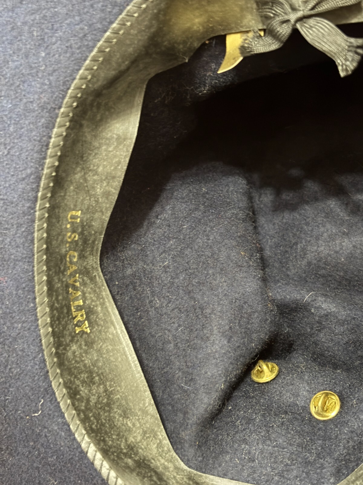 Vintage US Army Cavalry Navy Blue Wool Felt Bucket Hat Sz 7 1/8 w Emblem Pin