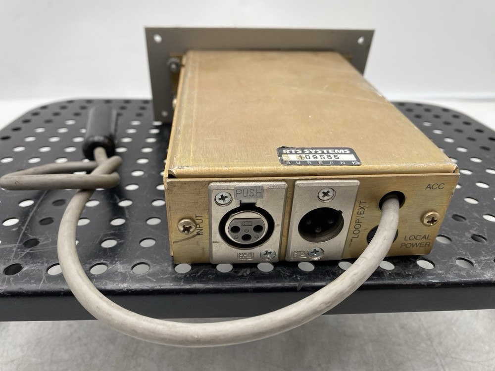 RTS Systems Model CM-300 TW Intercom system Console-Mount User Station