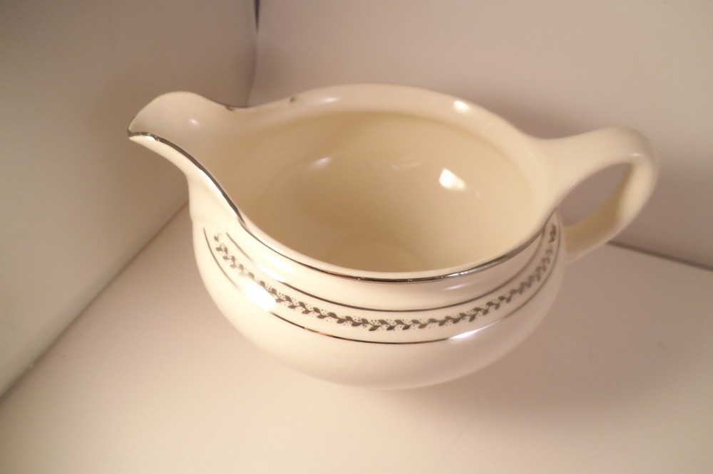 Homer Laughlin Eggshell Nautilus Silver Laurel Creamer