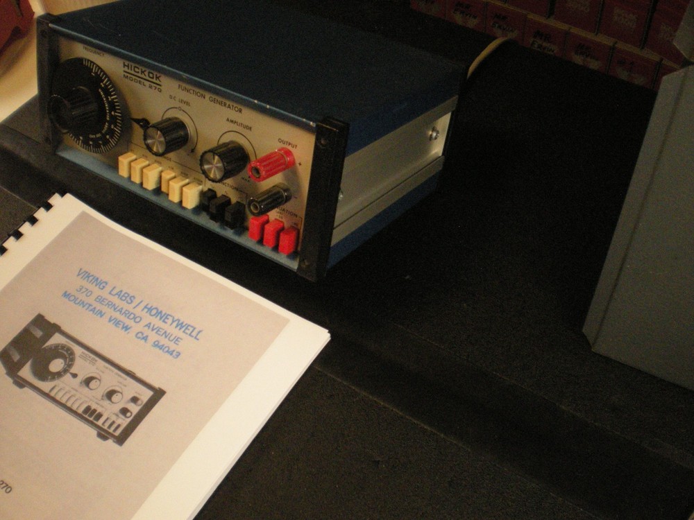 HICKOK 270 Function Generator, Tested with Oscilloscope, Vintage, (DESCRIPTION)