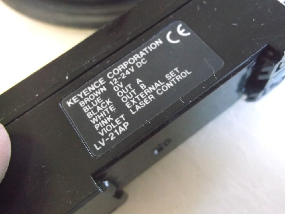 Keyence LV-21AP Digital Laser Sensor Amplifier (Pair)