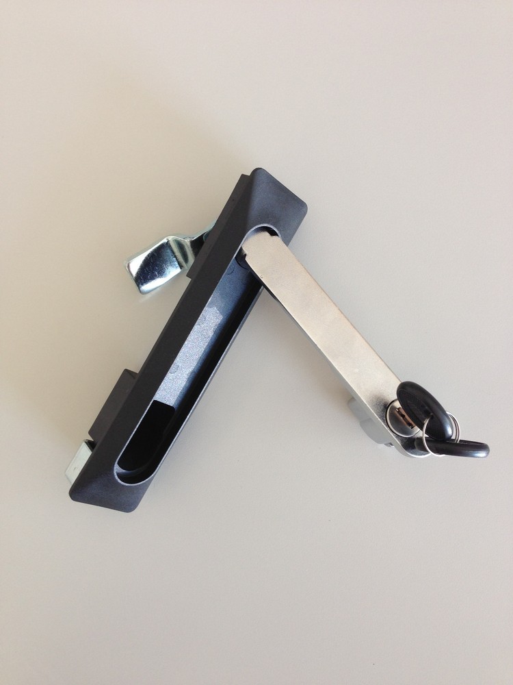 Swing Handle Lock / Latch Keyed Alike