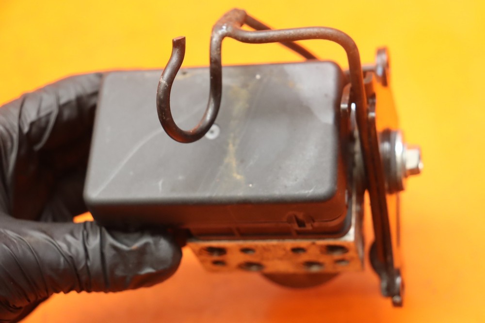 2013-2015 KAWASAKI NINJA 650 OEM ABS PUMP UNIT MODULE