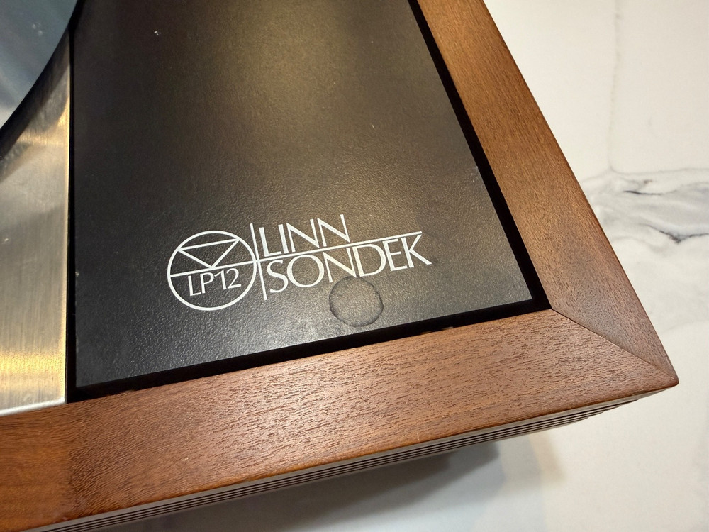 LINN LP-12 Turntable