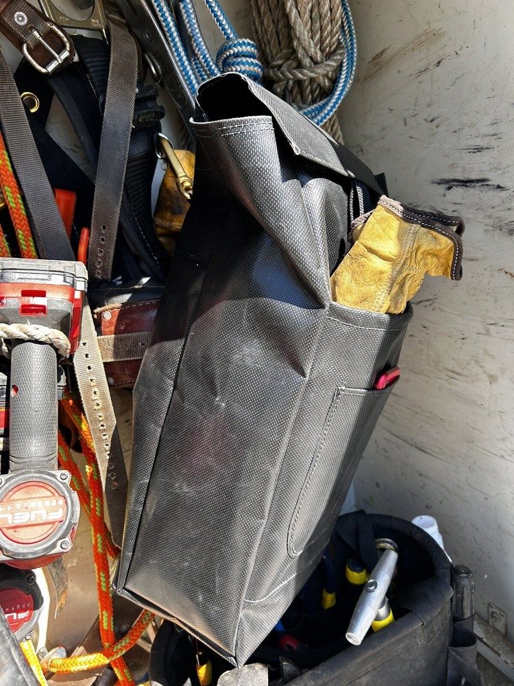 Primary Glove Bag Black