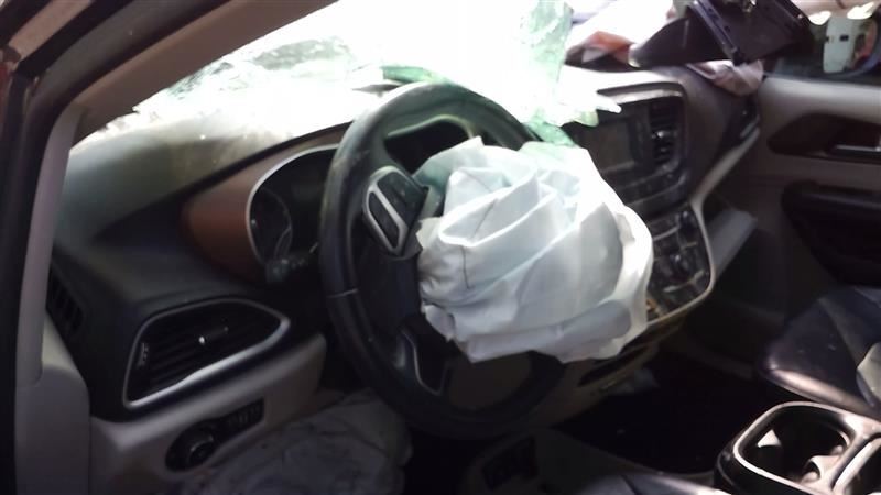 PACIFICA 2017 433254