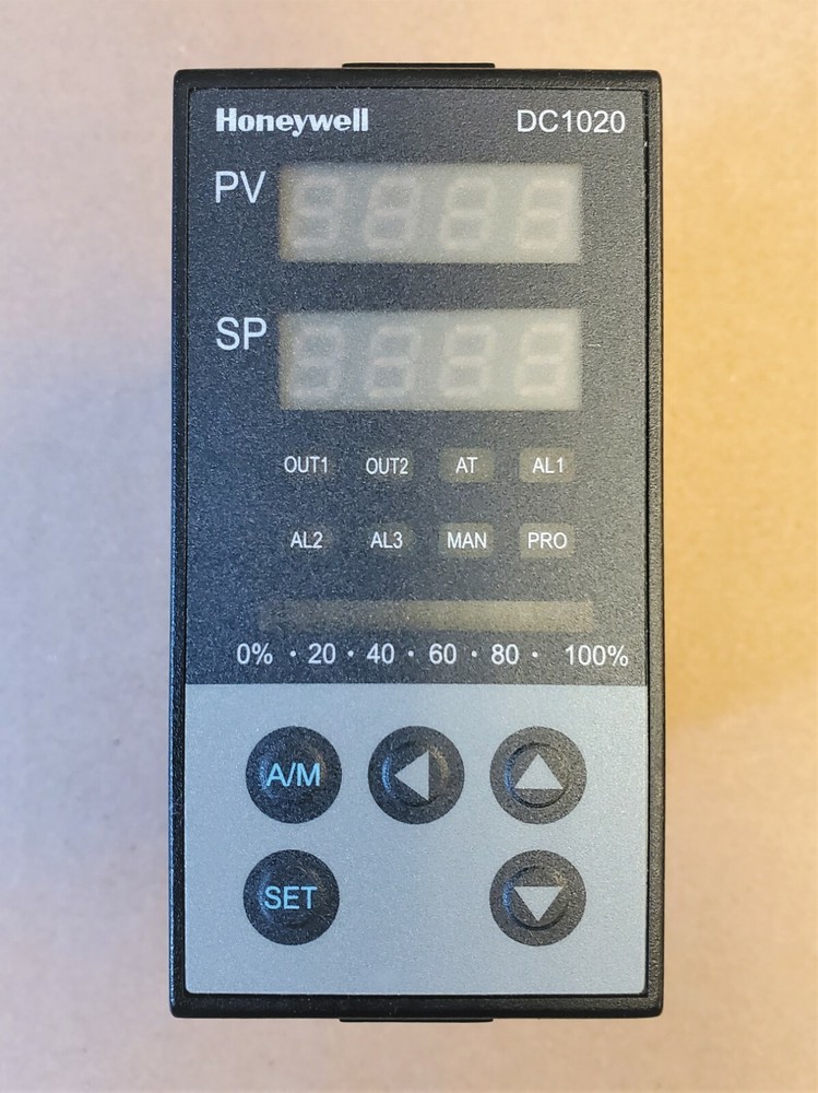 Honeywell Digital Controller DC1020CL-330000-E