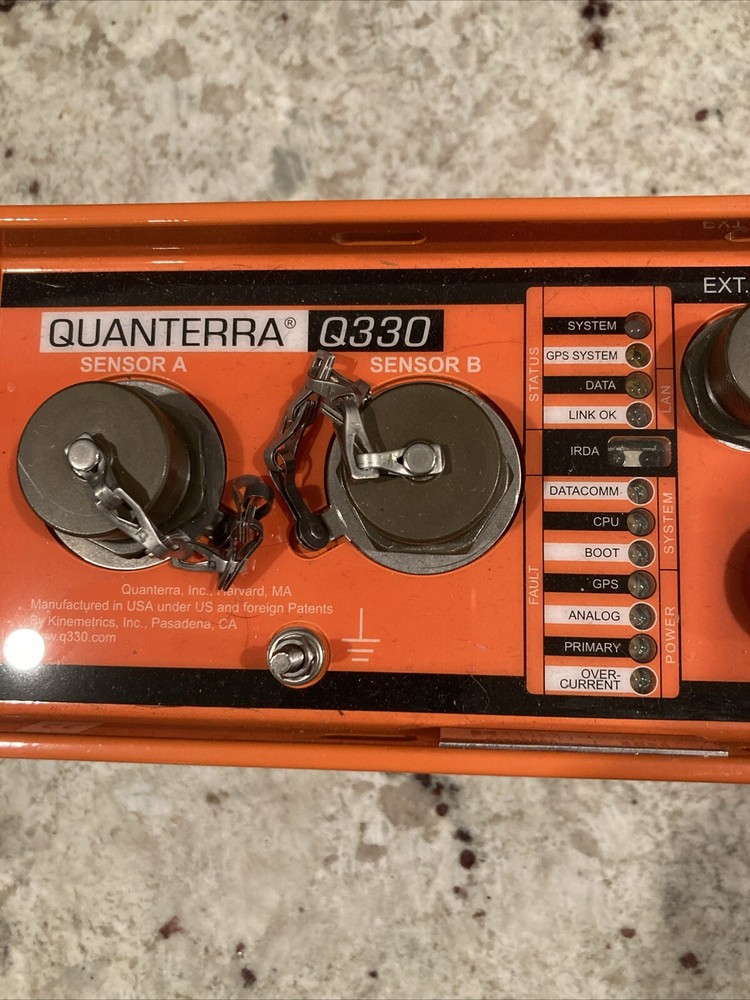 QUANTERRA Q330 digitizer