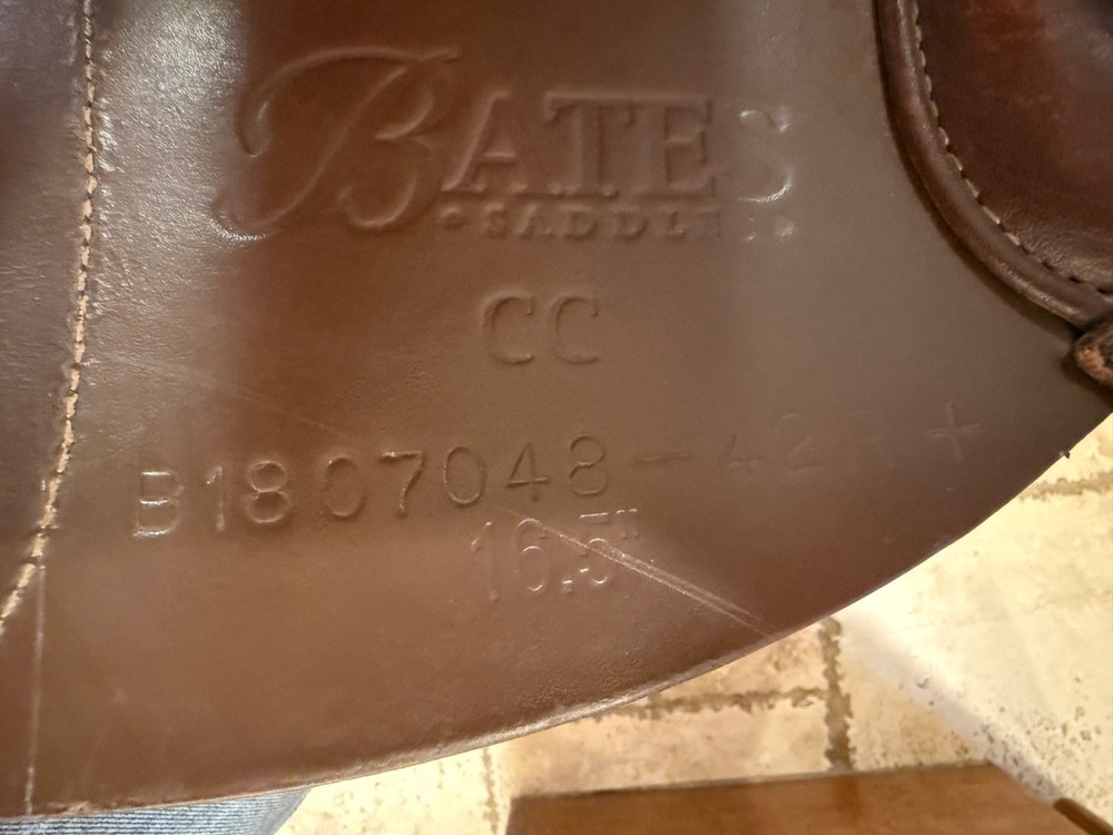 Bates elevation jumping saddle