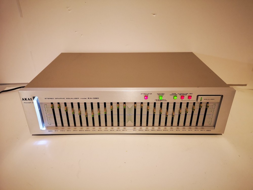 AKAI Stereo Graphic Equalizer EA-G90