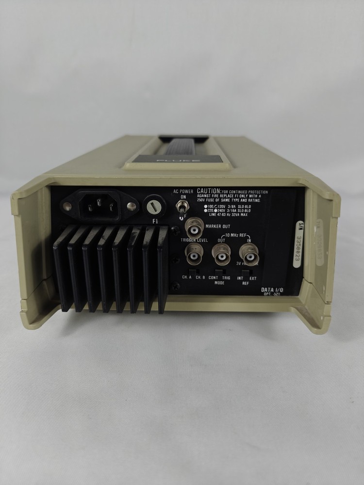 Fluke 7261A Universal Counter/Timer Working