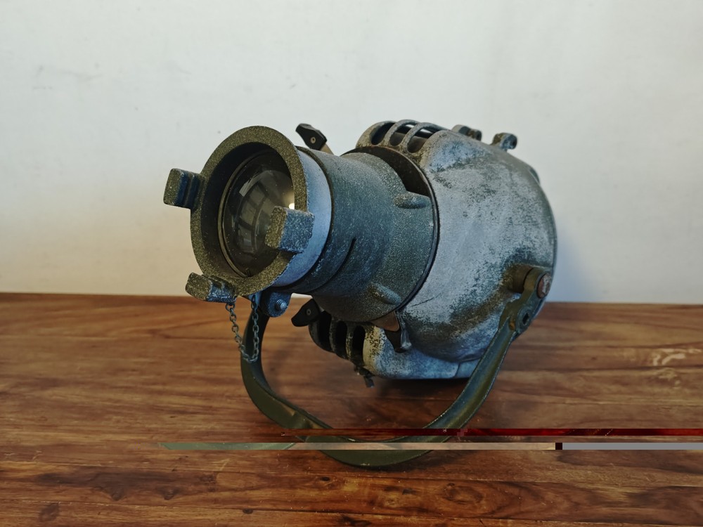 Strand Patt 23 Theatre Light (A)