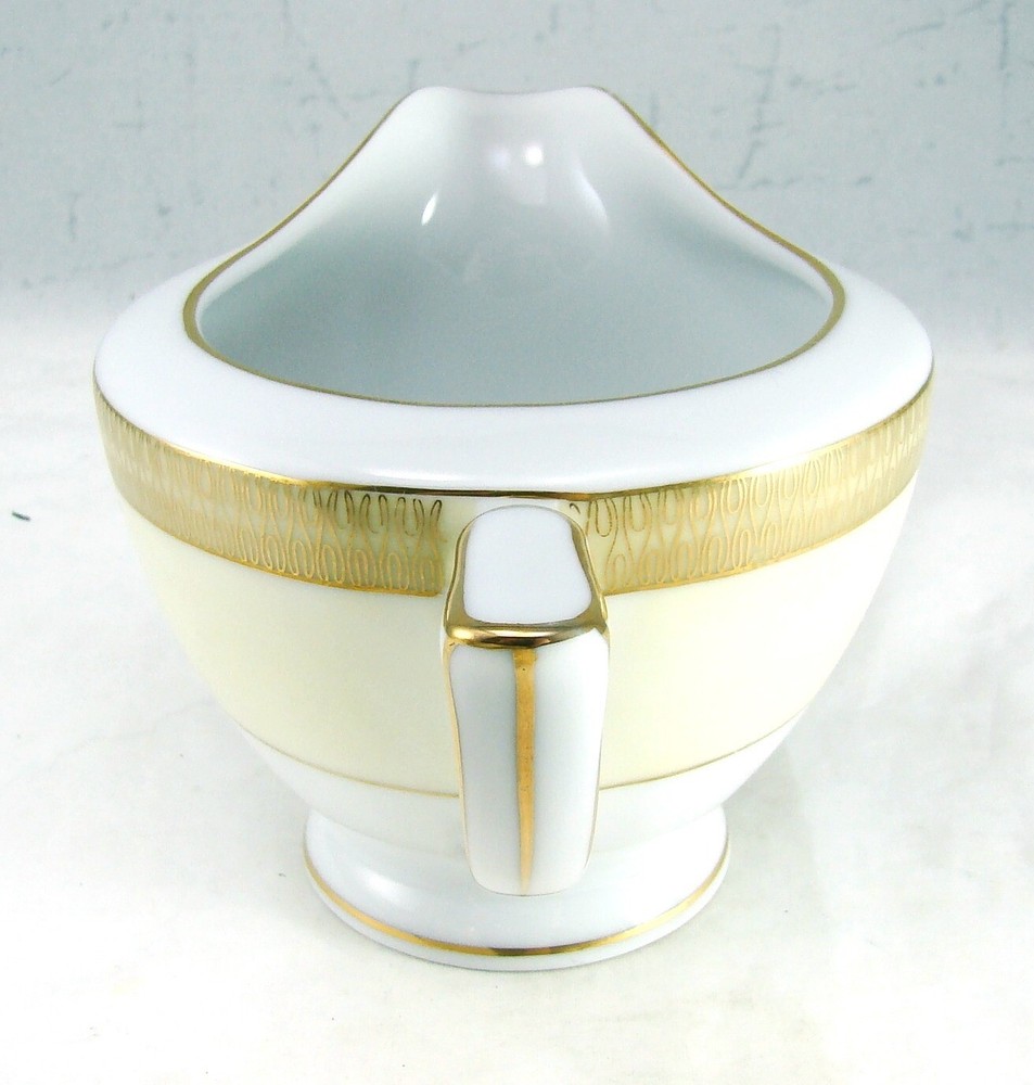 Mikado China ROYALTY Creamer