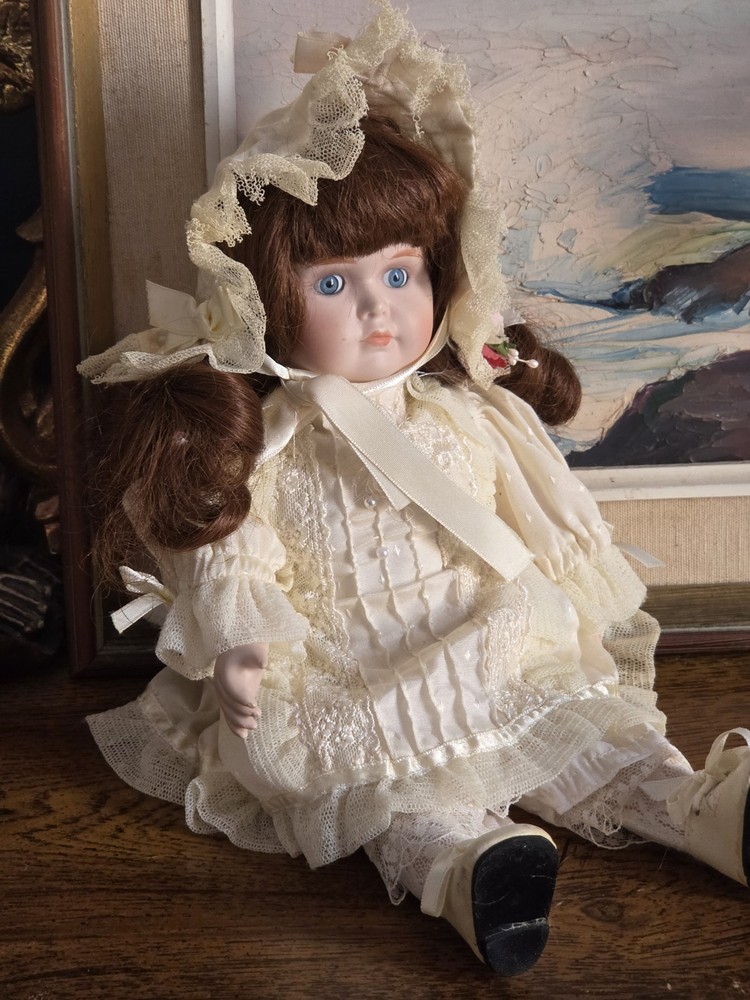 Haunted Doll-Active Spirit Mischievous
